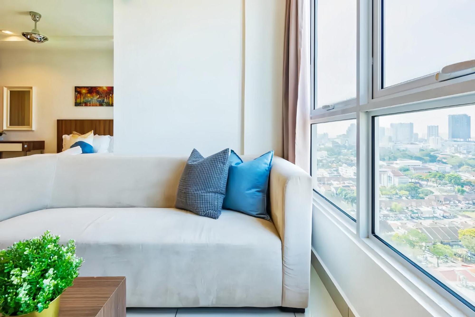 Mansion One * George Town