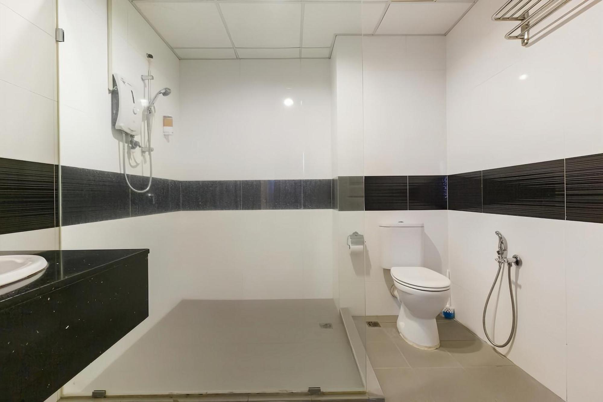 Apartment Mansion One George Town
